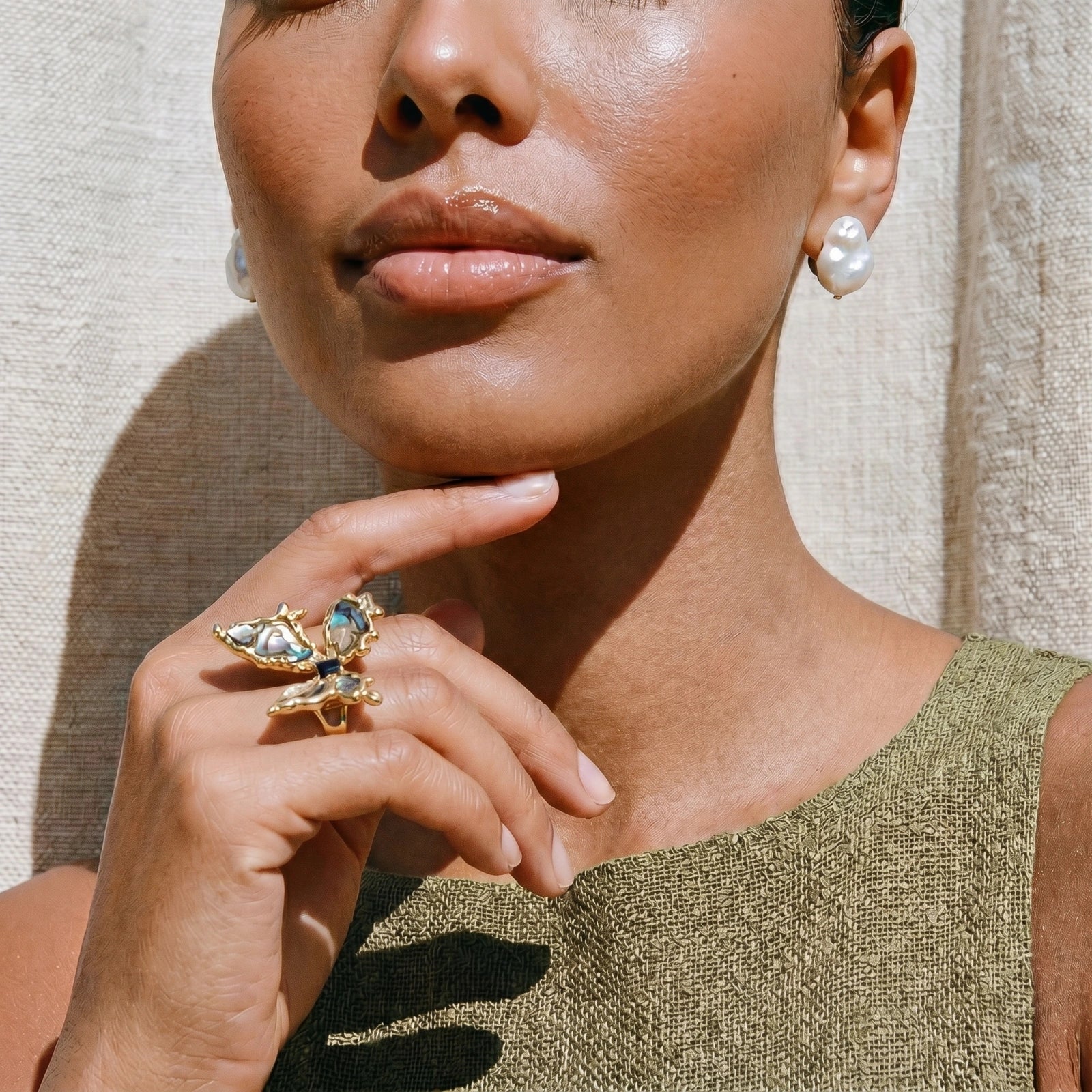 Iridescent Shell Statement Ring