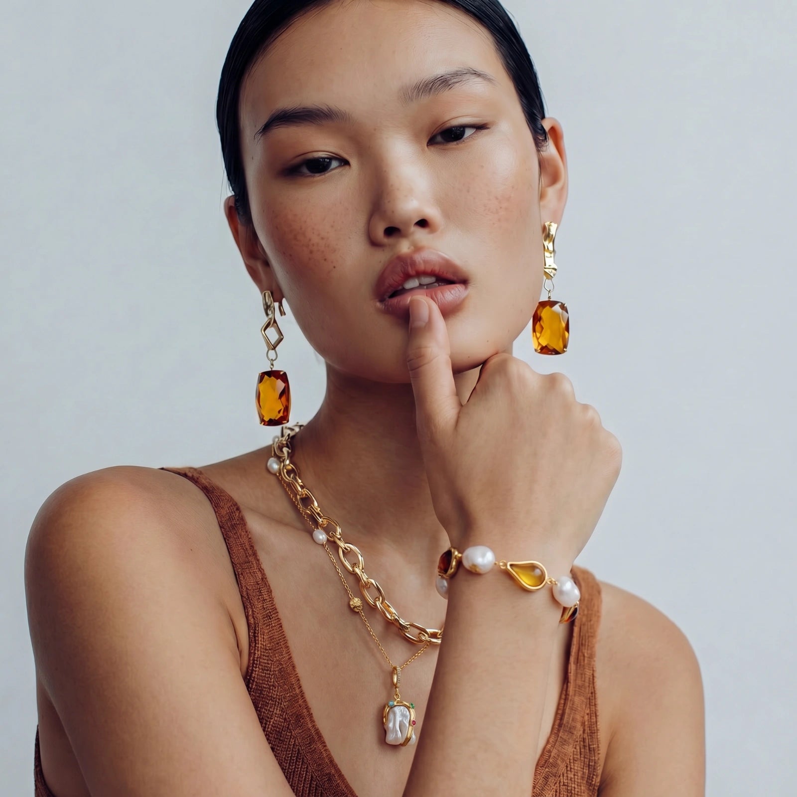 Golden Teardrop Bracelet